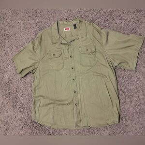 Wrangler Olive Green Short Sleeve Button-Up Shirt